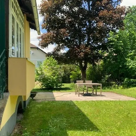 Villa Idyllisches Mit Garten Nahe Stadtplatz
