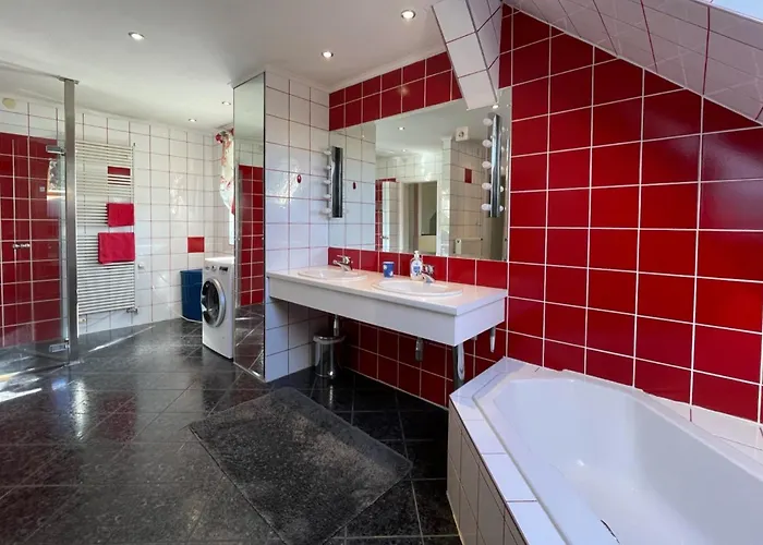 Idyllisches Mit Garten Nahe Stadtplatz *